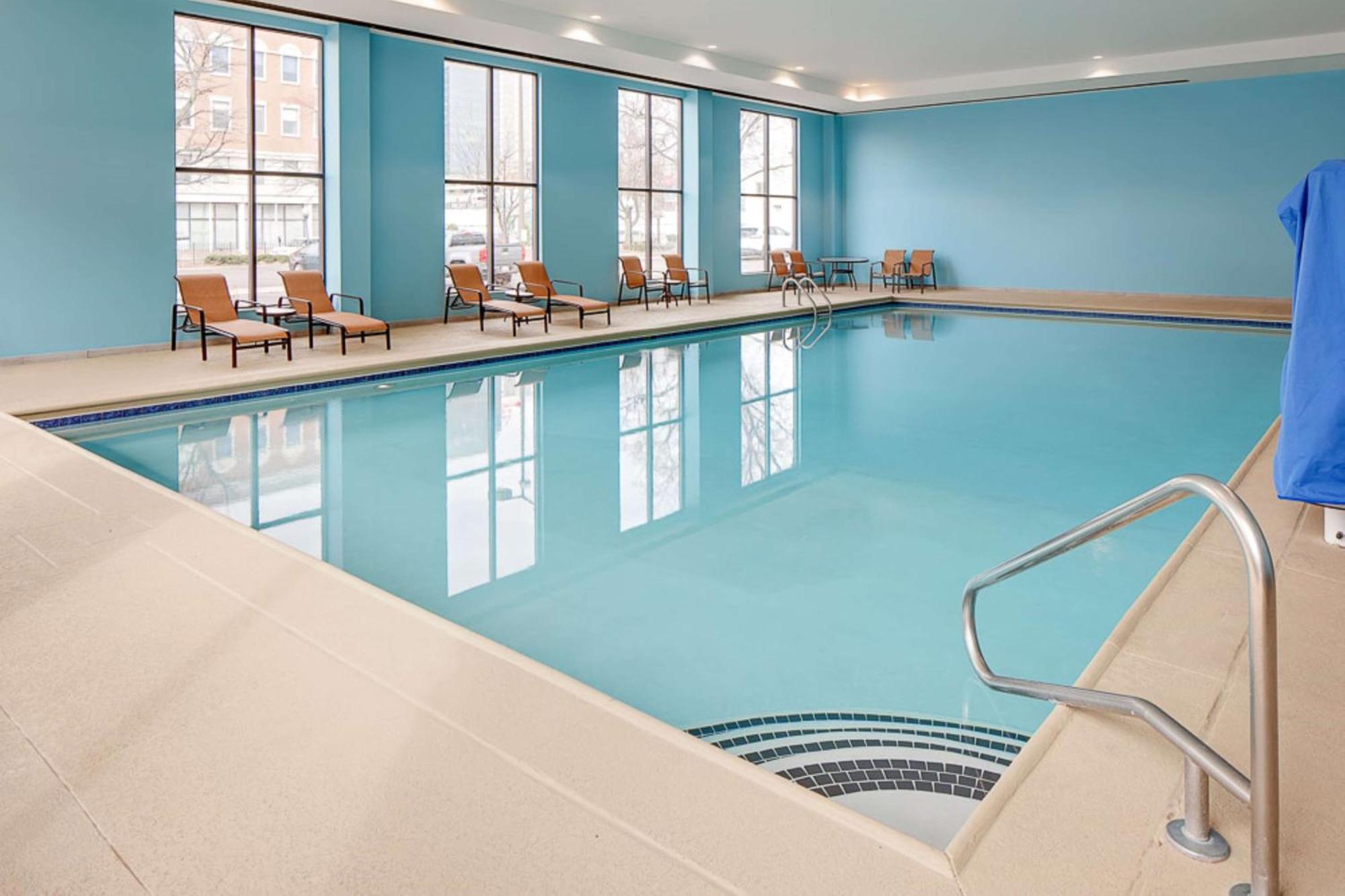 Hampton Inn Louisville Downtown Kültér fotó